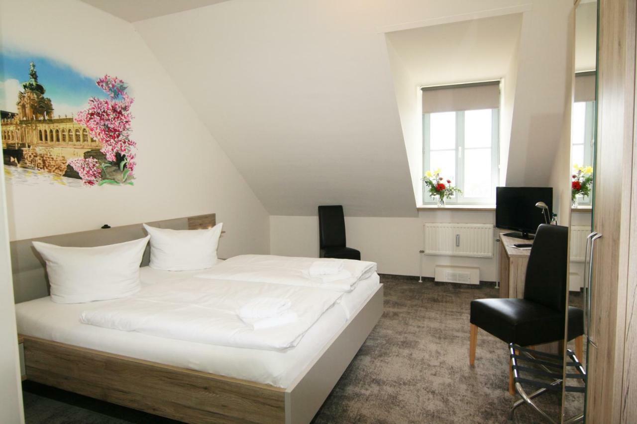 Hotel Am Waldschloesschen - Brauhaus Dresda Esterno foto